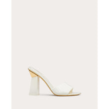 Hyper One Stud Sandal - Ivory