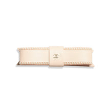 Lambskin/Pearls Hairclip - Beige