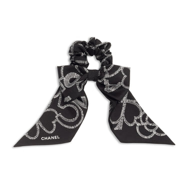 Silk Twill Scrunchie - Black