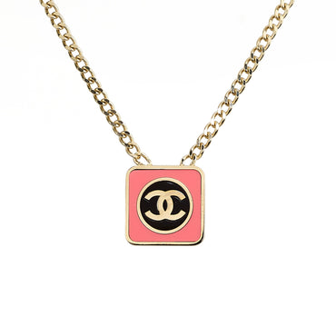 Race Track Golden Pendant Necklace