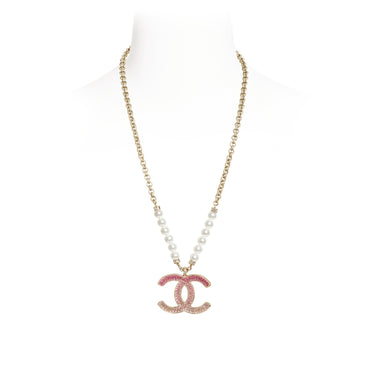 Sweet-Heart Golden Pendant Necklace