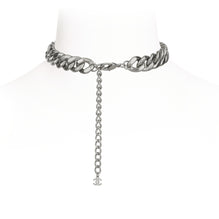 Star-Burst Silvery Short Necklace