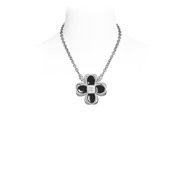 Sweet Aroma Golden Short Necklace