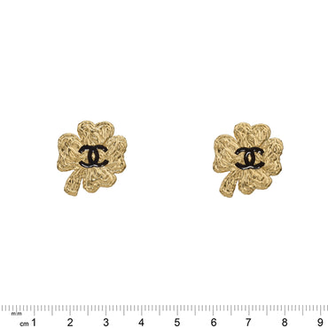 Charmingly Vintage Golden Stud Earrings