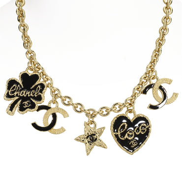 Charmingly Vintage Golden Short Necklace