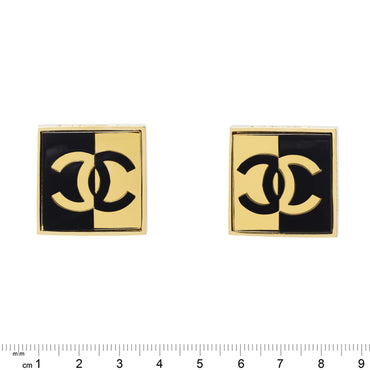 Golden Illusion Golden Stud Earrings