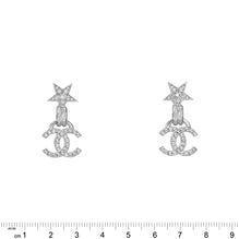 Flower-Power Silvery Pendant Earrings