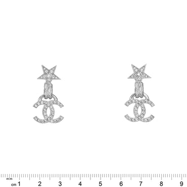 Flower-Power Silvery Pendant Earrings