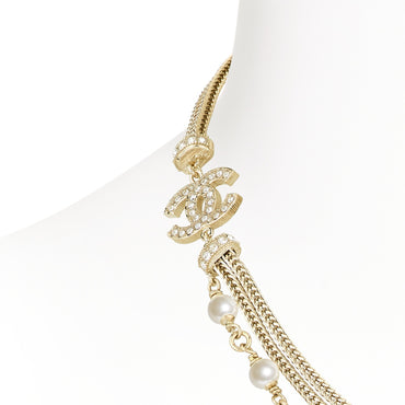 Knot So Average Golden Short Necklace