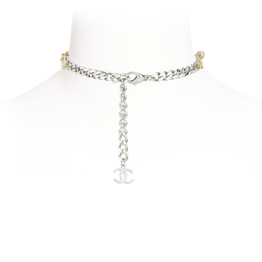 Field Of Dreams Silvery Short Necklace
