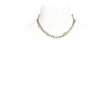 Field Of Dreams Silvery Short Necklace