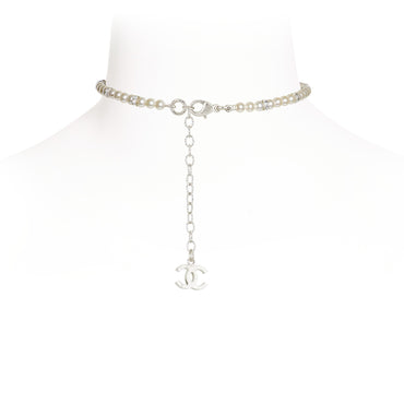 Field Of Dreams Silvery Short Necklace