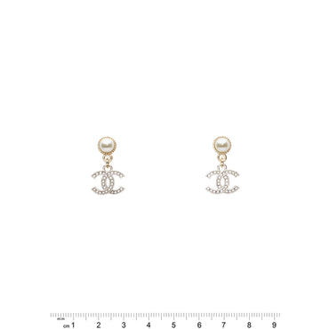 Field Of Dreams Silvery Pendant Earrings