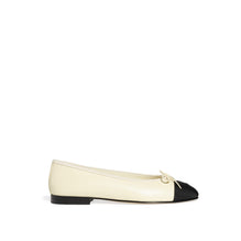 Ballerina Flats - Ivory/Black