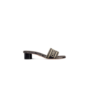 Women Ws - Sandal - 21X Black & Golds