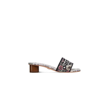 Women Ws - Sandal - 10W Whites