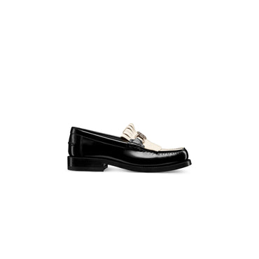 Women Ws - Flat - 17X Black & Whites