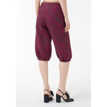 Fantasy Wool Tweed Bermudas - Pink/Black